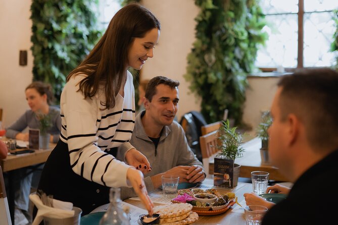 Traditional Jewish Ashkenazi Food Tour in Krakow - Why the Israeli and Ashkenazi Comparison Matters