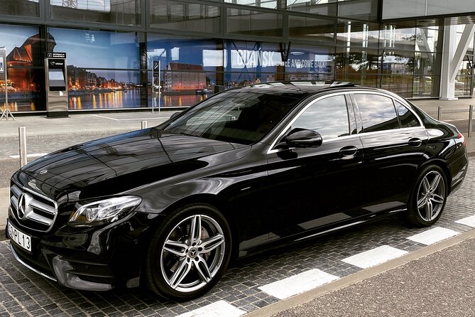 Transfer from Bydgoszcz to Gdansk or Airport Gdansk - The Mercedes E Class and V Class difference