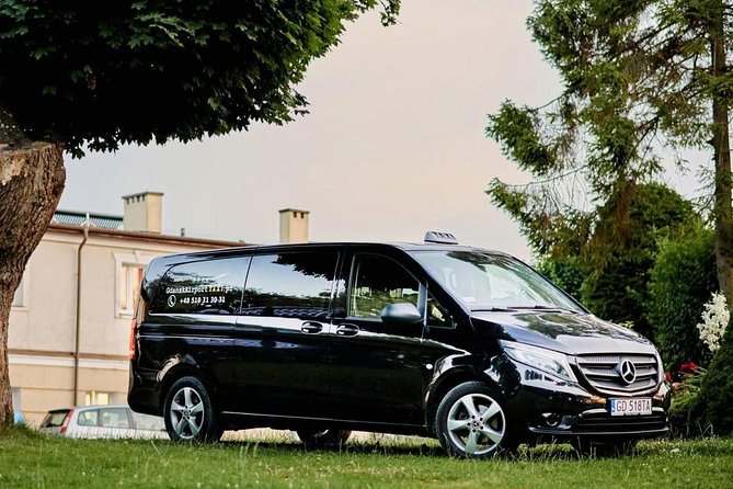 Transfer from Gdańsk or Airport Gdańsk (GDN) to Kościerzyna - Choosing between the Mercedes vehicles