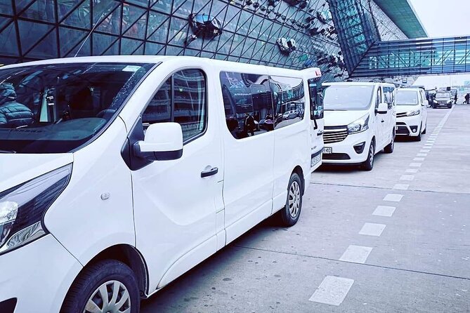 Transfer from Krakow (Balice airport) to Nowy Sącz - Why this airport transfer can save your first evening