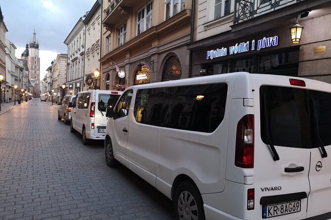 Transfer Krakow Balice Airport - Krakow City - English-speaking drivers and real communication