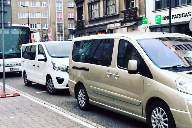 Transfer Krakow City/Krakow Airport - Katowice Pyrzowice Airport - Pickup in Kraków, KRK, or your apartment