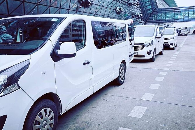 Transfer Krakow City/Krakow Airport - Katowice Pyrzowice Airport - The ride itself: direct, private, and air-conditioned