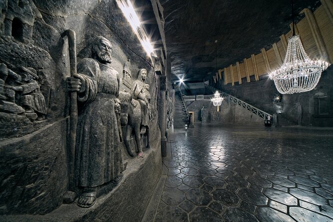 UNESCO Wieliczka Salt Mine Half-Day Tour from Kraków - What the guide and headsets add