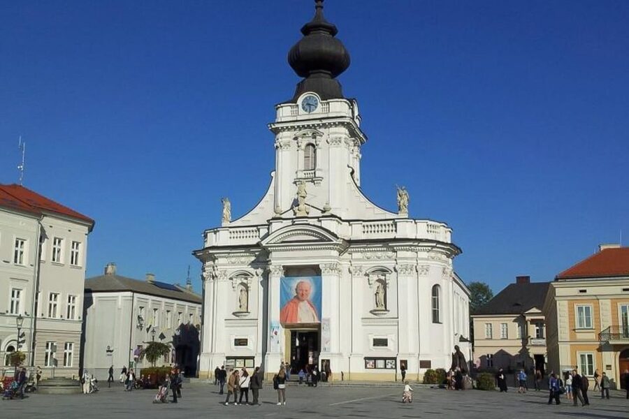 Wadowice, Kalwaria and Lagiewniki: John Paul II Tour - Why this John Paul II route matters