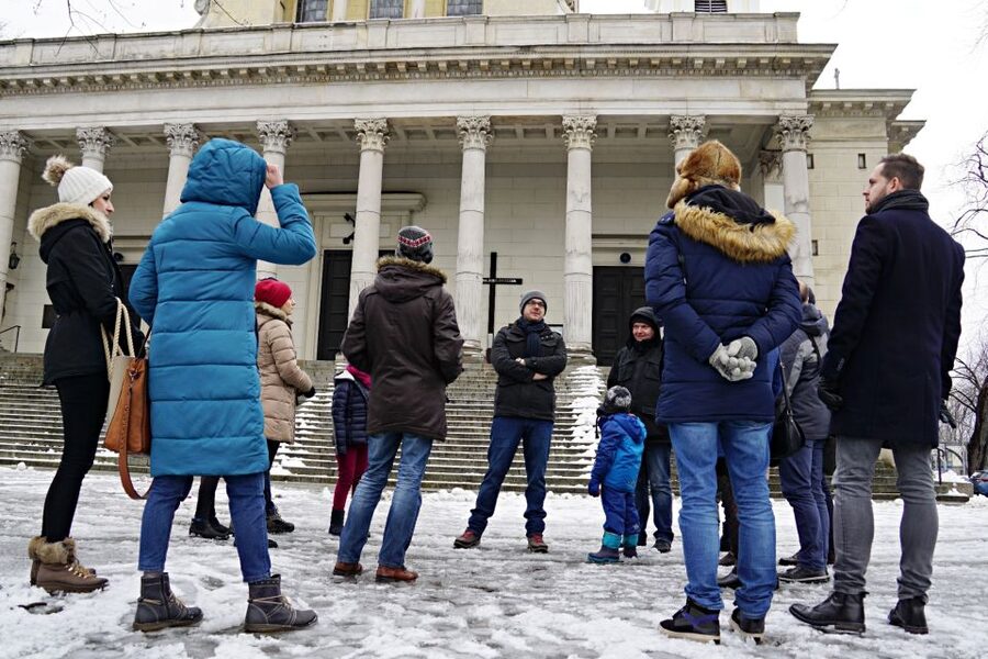 Warsaw: 2.5-Hour Dark Side - Praga District by a Retro Bus - Key points to know before you book