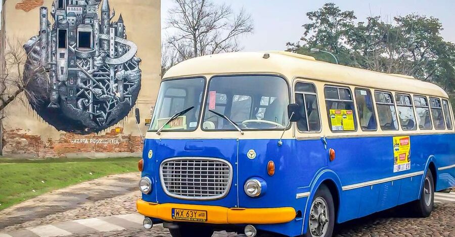 Warsaw: 2.5-Hour Dark Side - Praga District by a Retro Bus - Why Praga makes a better second Warsaw tour