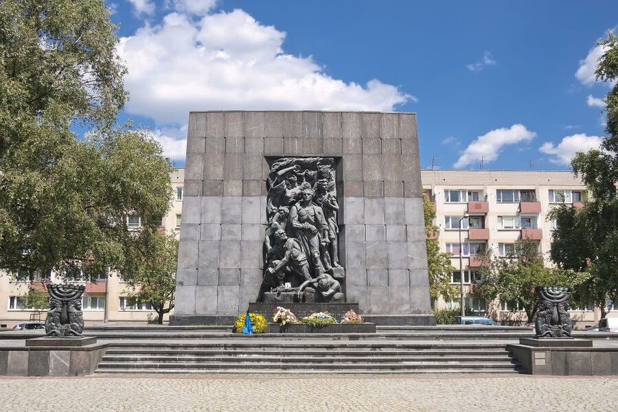Warsaw: 3-Hour Panoramic City Bus Tour with Pickup - Ending at the Warsaw Uprising Monument