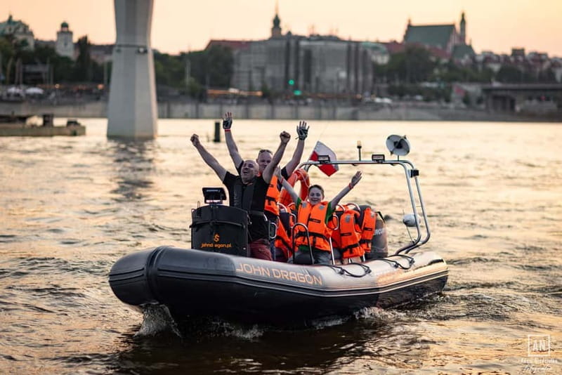 Warsaw: Adrenaline Ride on the Vistula River (Wisła) - Speed and skyline views after the rocky water