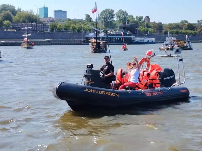 Warsaw: Adrenaline Ride on the Vistula River (Wisła) - The northbound run toward Warsaw Old Town