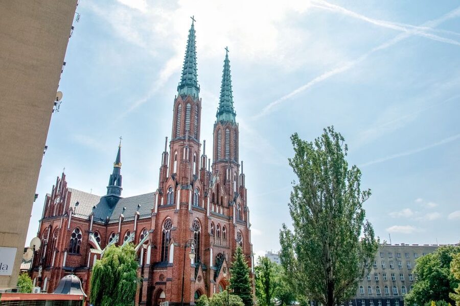 Warsaw: City Sightseeing Hop-On Hop-Off Bus Tour - Who should book this Warsaw bus tour?