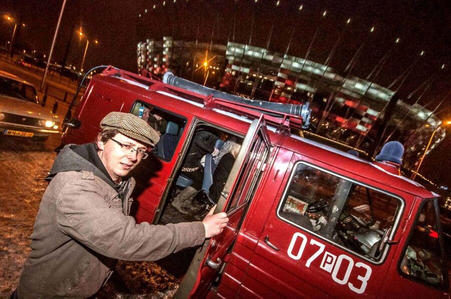 Warsaw: Evening History and Pubs Tour by Retro Minibus - The final drink by the Vistula or in central Warsaw