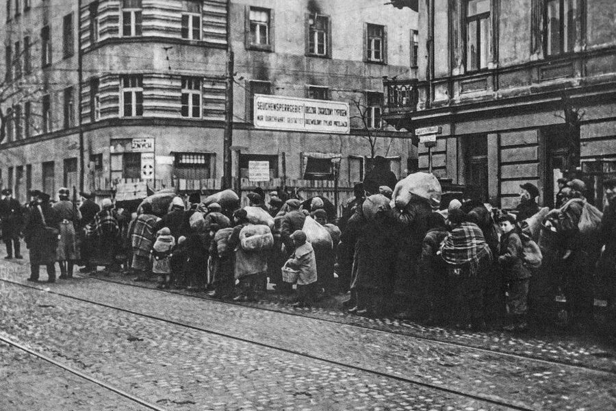 Warsaw: Ghetto, Jewish Cemetery & POLIN Museum Private Tour - Key points at a glance
