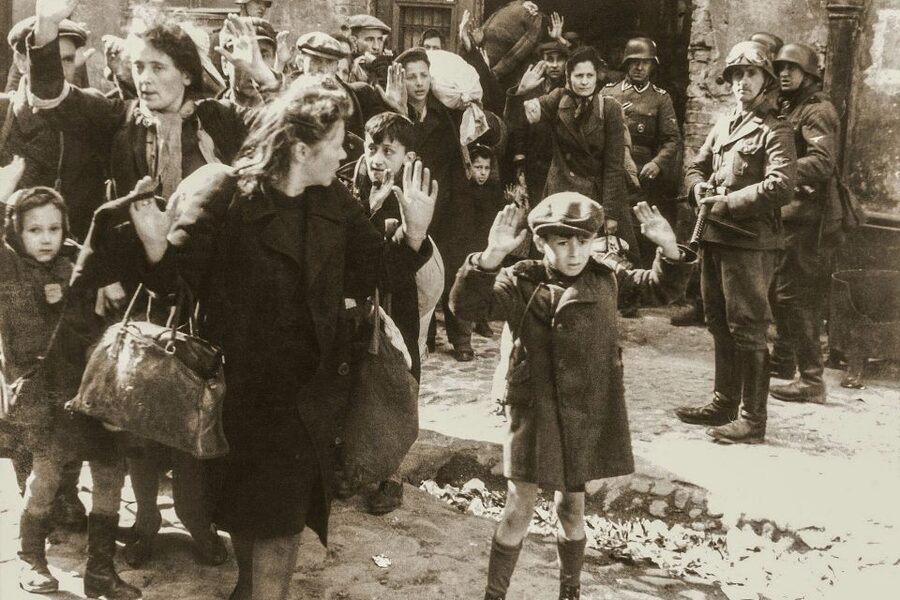 Warsaw: Ghetto, Jewish Cemetery & POLIN Museum Private Tour - Extending the tour to Muranów Jewish Cemetery