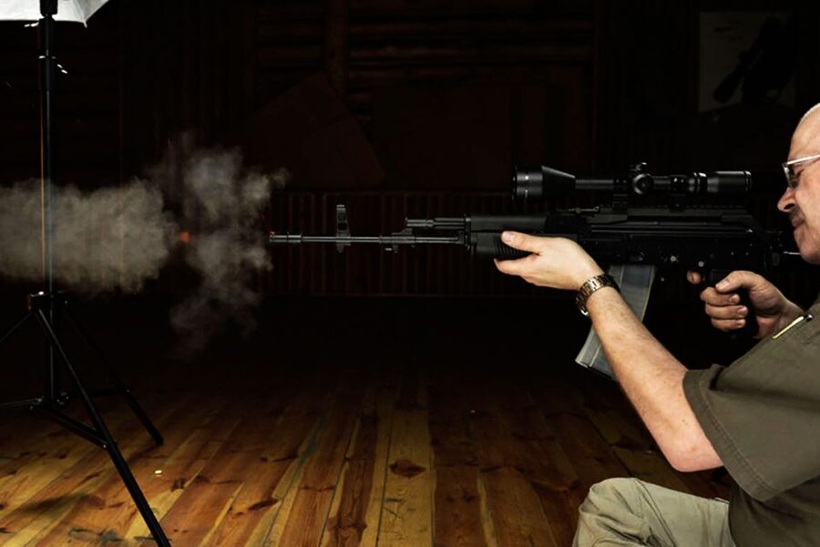 Warsaw: Gun Shooting Experience with Transfers - Handling the AK-47, Glock 17, and Colt 1911