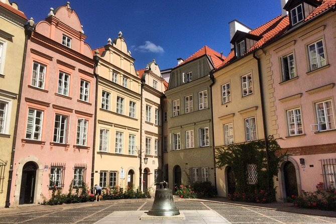 Warsaw Highlights by Bike with Breathtaking Sceneries - Marie Curie, New Town, and a quieter side of the Old Town