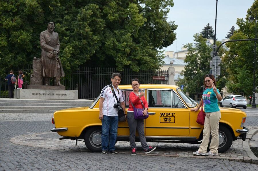 Warsaw Must-Sees: 4-Hour Private Tour by Retro Fiat - Palace of Culture and Science, Warsaw’s most disputed landmark