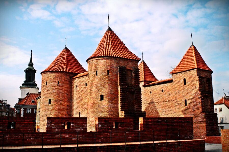 Warsaw: Old and New Town Private Walking Tour - Starting at Castle Square and Sigismund’s Column