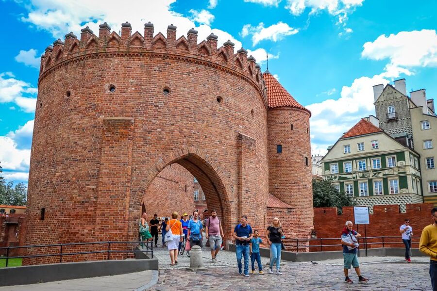 Warsaw: Old Town Highlights Walking Tour in English - Starting beside Copernicus on Krakowskie Przedmieście