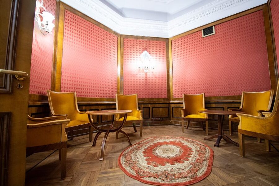 Warsaw: Palace of Culture and Science Tour with Terrace - The 30th-floor terrace and Warsaw views