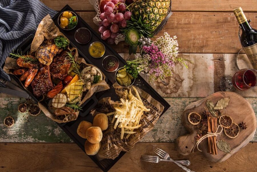 Warsaw: Polish Food Tour - The café stop and your first taste of regional food