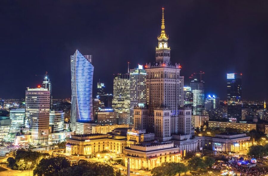 Warsaw: Polish Food Tour - Starting at Kamienica Johna and the Sigmunt Column