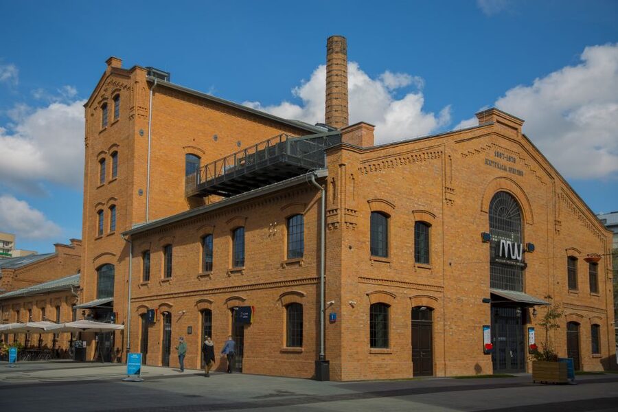 Warsaw: Polish Vodka Museum Tour with Tasting - Key points to know before you go