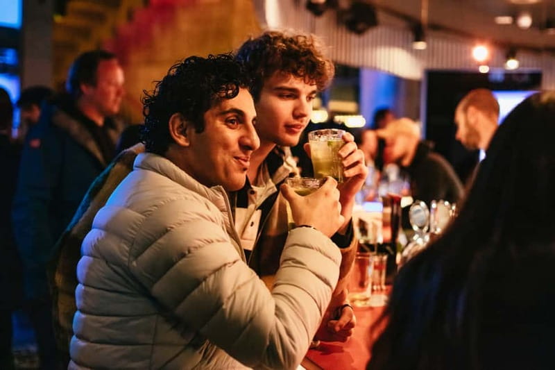 Warsaw: Pub Crawl with Optional 1-Hour Open Bar - Finishing With VIP Club Entry