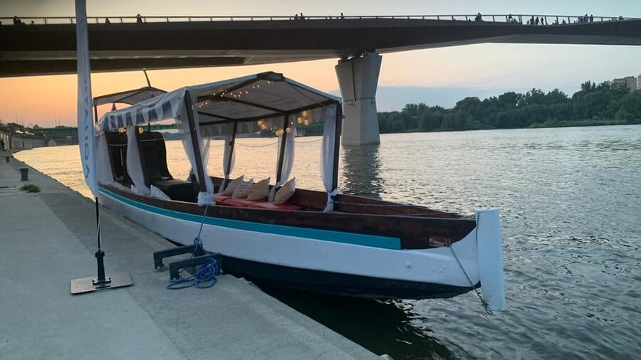 Warsaw: Scenic Cruise by Gondola on the Vistula River - Key points at a glance