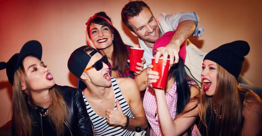 Warsaw: The Original Pub Crawl - Games and challenges: fun, but know your limits