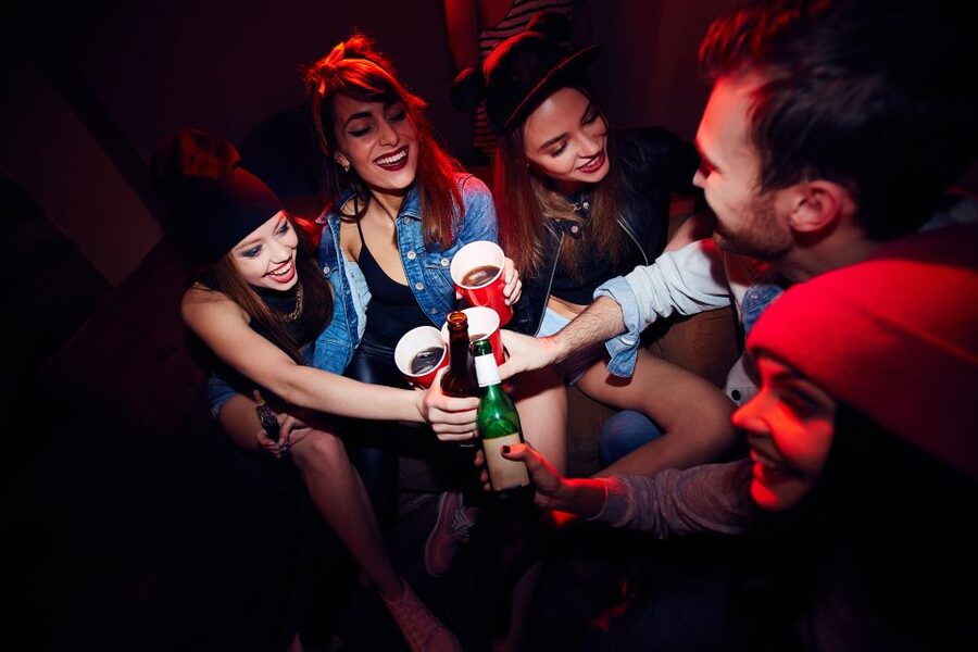 Warsaw: The Original Pub Crawl - The first bar: quick introductions and drinking games