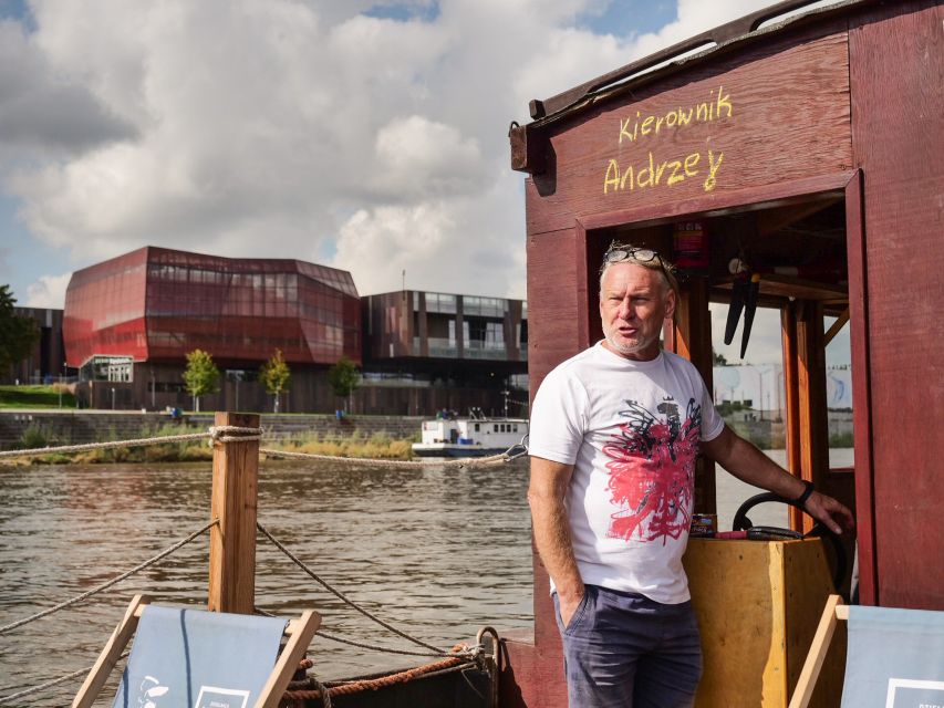 Warsaw: Traditional Galar Cruise on The Vistula River - Old Town, Royal Castle, and the best photo stretch