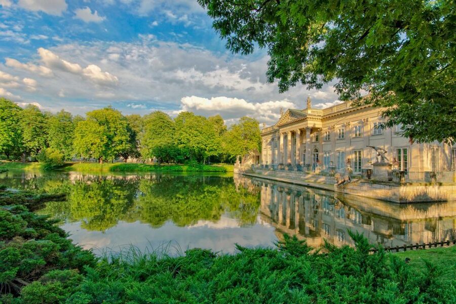 Warsaw: Warsaw Historical Group Tour with Pickup & Drop-Off - Why this three-hour route works well in Warsaw