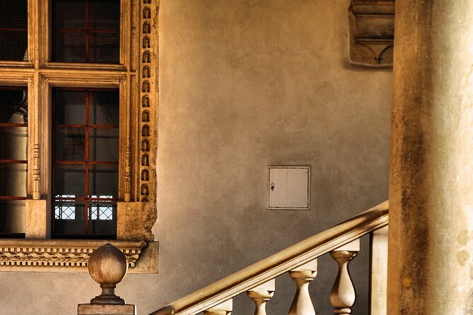 Wawel Castle and Cathedral Guided Walking Tour in Kraków - Is $58.87 good value?