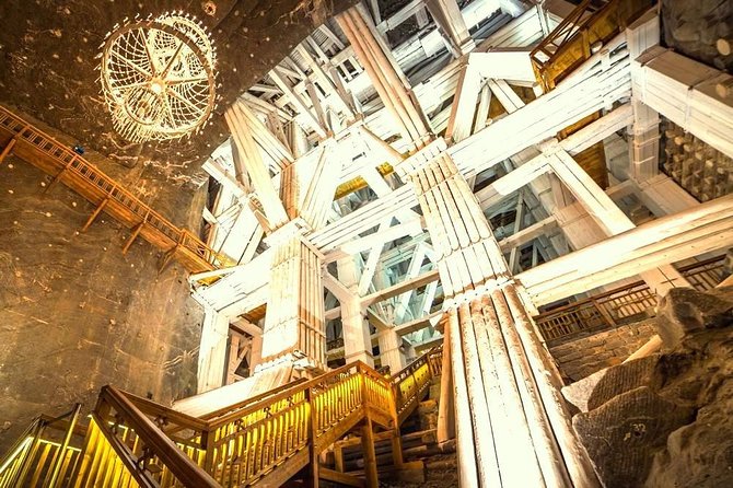 Wieliczka Salt Mine Guided tour from Krakow with a private car - What this Krakow outing actually includes