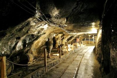 Wieliczka Salt Mine Guided tour from Krakow with a private car