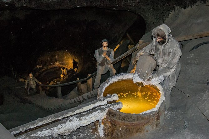 Wieliczka Salt Mine Guided Tour with Transport from Krakow - The Krakow pickup and ride to Wieliczka