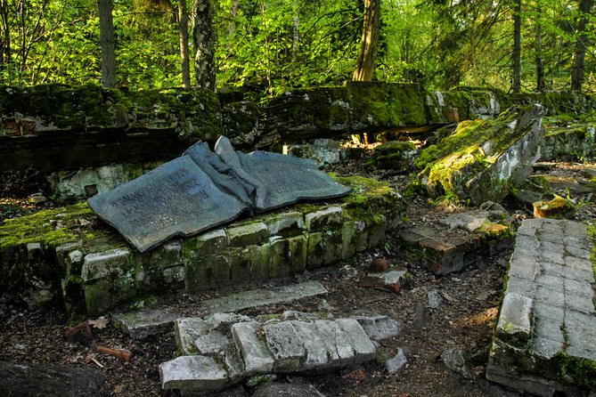 Wolf’s Lair Private Day Trip from Warsaw - Why Wolf’s Lair is worth the long ride from Warsaw