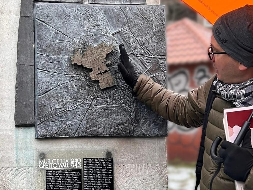 World War 2 in Warsaw walking tour in English - Pace, weather, and physical comfort