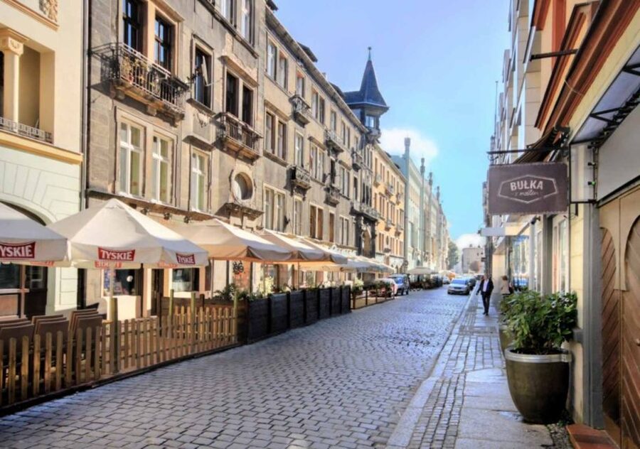 Wrocław: Boat Cruise with licensed guide only for your group - Is $273 a Fair Price?