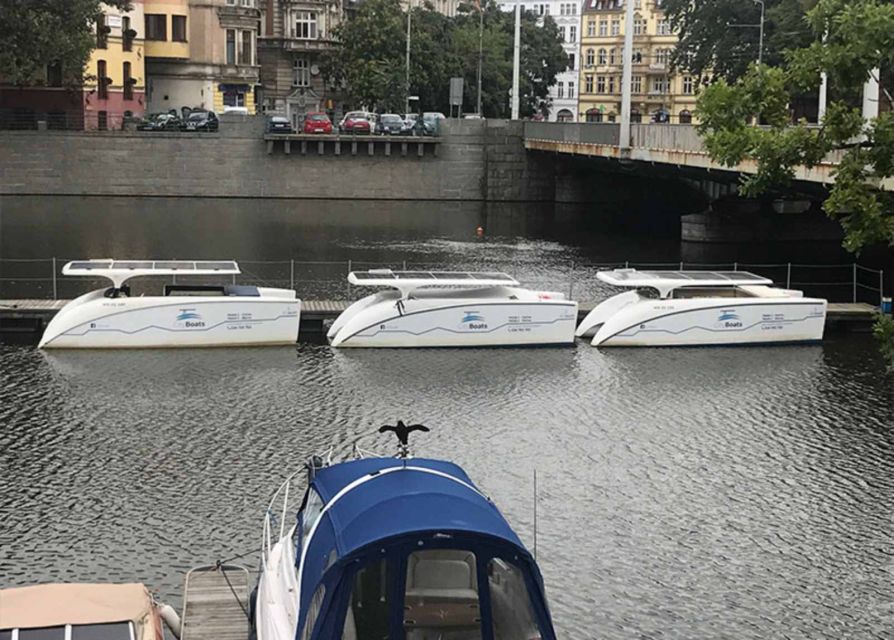 Wroclaw: City Walk and Cruise by Luxury Solar Catamaran - Price, group size, and overall value
