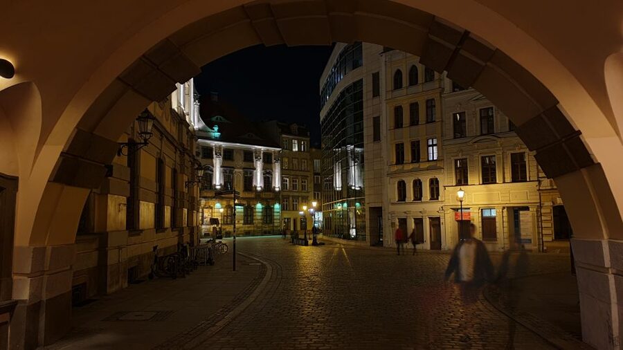 Wroclaw: Guided City Night Tour (2 hours) - Key Points To Know Before You Go