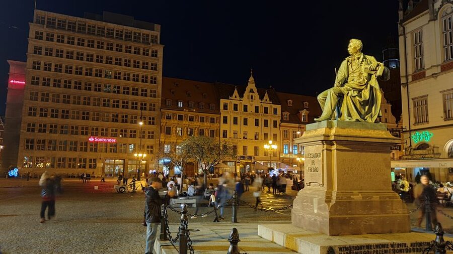 Wroclaw: Guided City Night Tour (2 hours) - Practical Details Before Booking