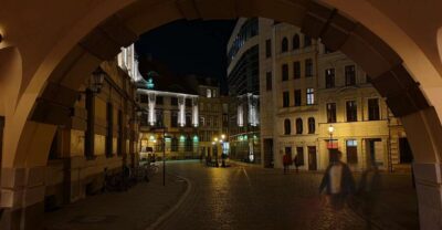 Guided City Night Tour (2 hours)