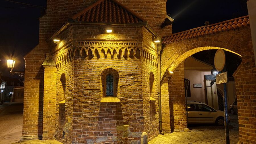 Wroclaw: Guided City Night Tour (2 hours) - Who Will Like This Wroclaw Night Walk?