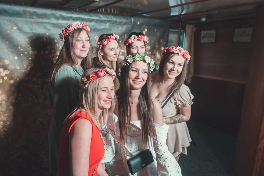 Wroclaw: Oder River Boat Party with Unlimited Drinks - Practical advice for a smoother night
