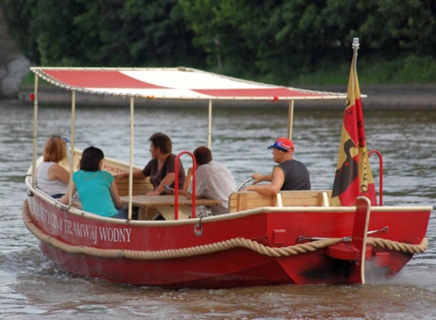 Wroclaw: Old City Walk and Cruise with Small Gondola - Guide quality can make the difference