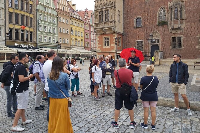 Wroclaw Old Town Guided Walking Tour - Hala Targowa, a useful pause from monuments