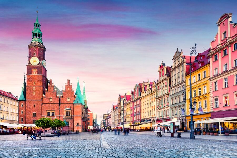 Wroclaw: Private Old Town Guided Walking Tour (2 hours) - Market Square and the Old Town Hall