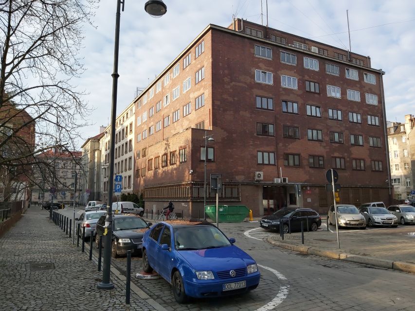 Wroclaw: Third Reich and World War Two Historical Tour - Starting outside Hotel Monopol